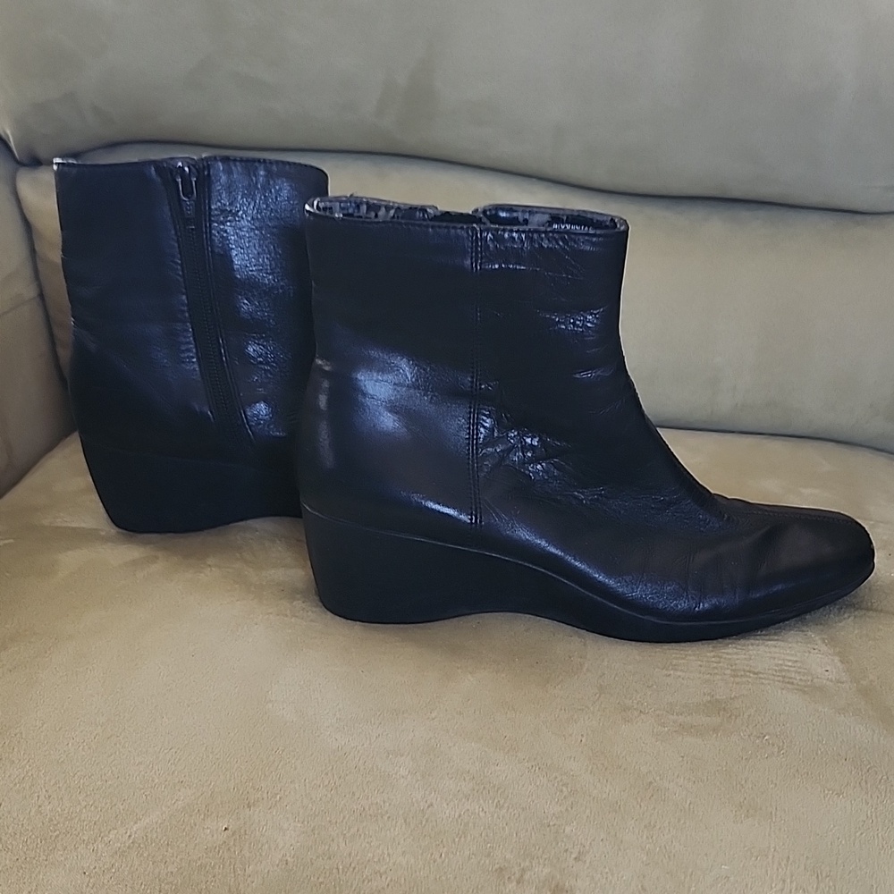 bandalino booties